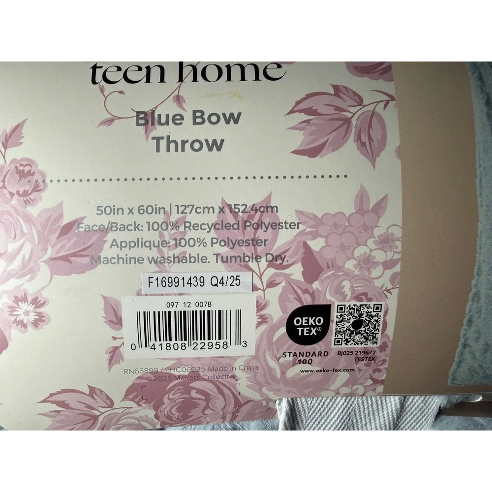 Teen Home Blue Bow Throw Blanket 50x60 Light Blue Plush NEW